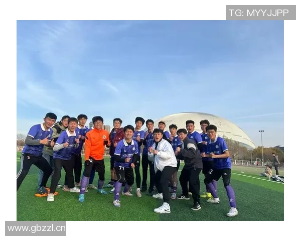 足球岁月中的梦想与坚持追寻绿茵场上的激情与荣耀 足球岁月中的梦想与坚持追寻绿茵场上的激情与荣耀